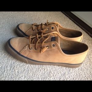 Sperry Seacoast tan leather 8.5M